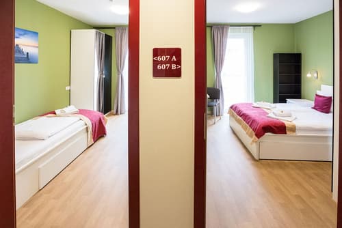 Di Verdi Imperial Hotel, Room