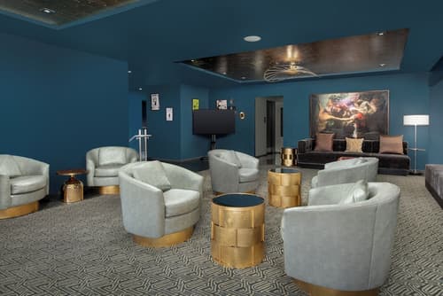 The Troubadour Hotel New Orleans, Lobby sitting area