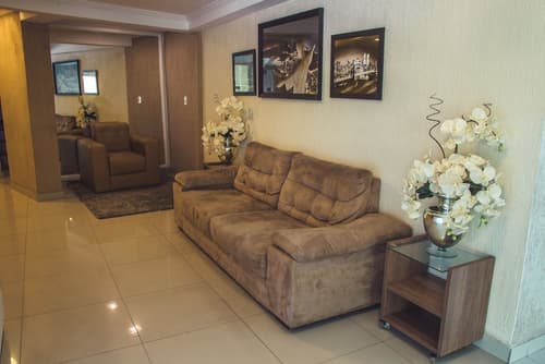 Plage Hotel, Reception