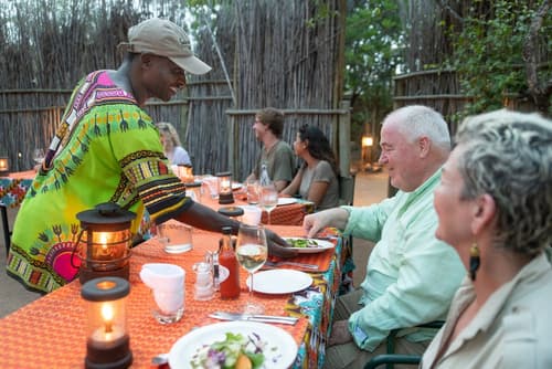 Sausage Tree Safari Camp, Dining