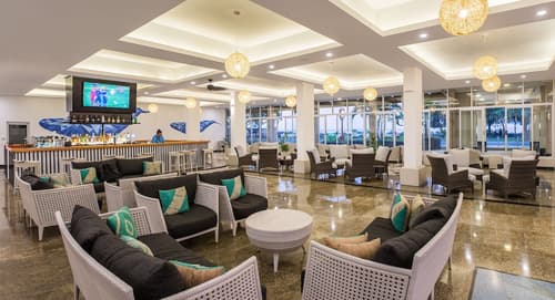 Tanoa International Dateline Hotel, Lobby lounge