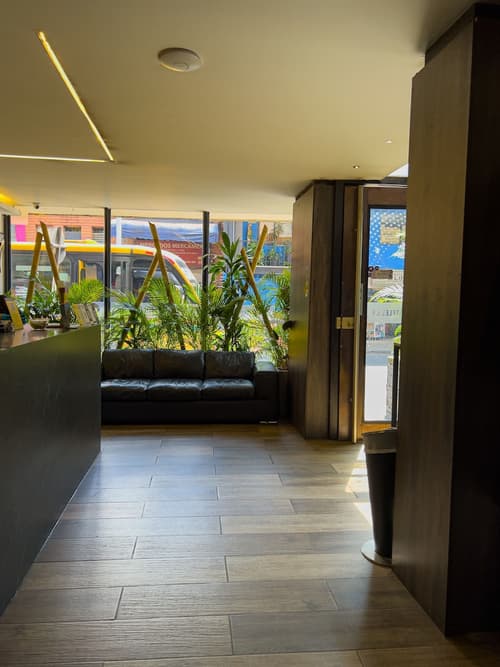 Hotel 47 Medellin Street, Reception