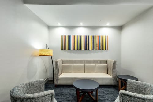 Holiday Inn Express & Suites Jersey City North - Hoboken by IHG, Lobby lounge