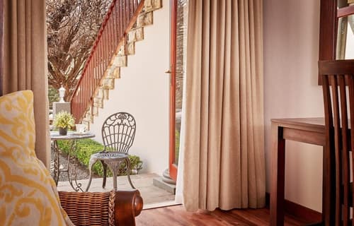 Riverwalk B and B, Living room