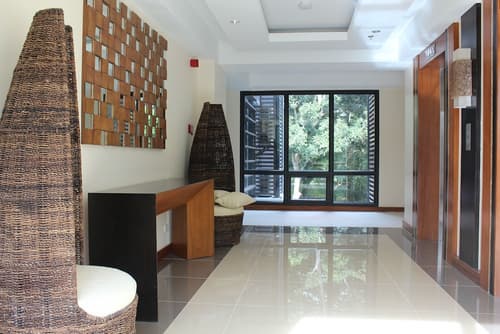 Best Western Plus The Ivywall Hotel - Palawan, Lobby sitting area