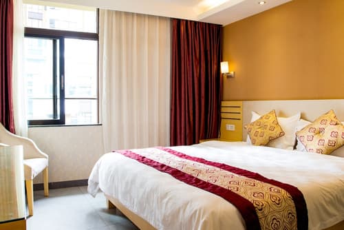 Guang Dong Hotel, Room