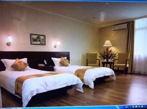 Guang Dong Hotel, Room