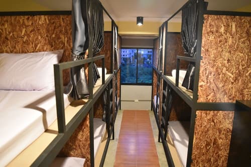 Hide Bangkok Hostel, Room