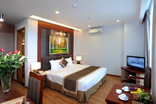 Gallant Hotel, Room