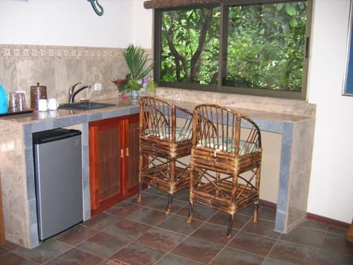 Waterfall Villas, Private kitchenette
