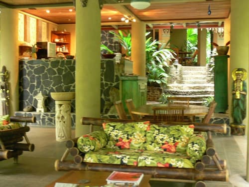 Waterfall Villas, Lobby sitting area