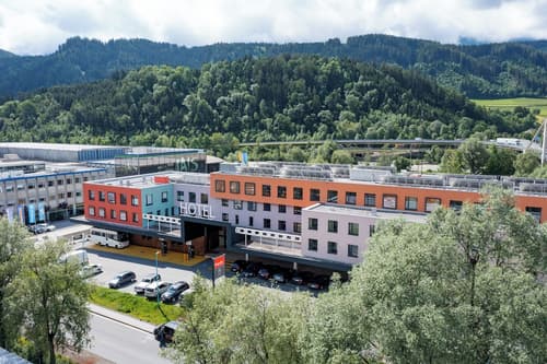 Hwest Hotel Hall, Primary image