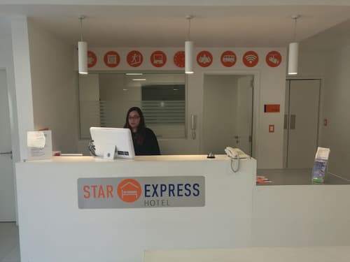 Hotel Star Express Puebla - Central CAPU, Reception