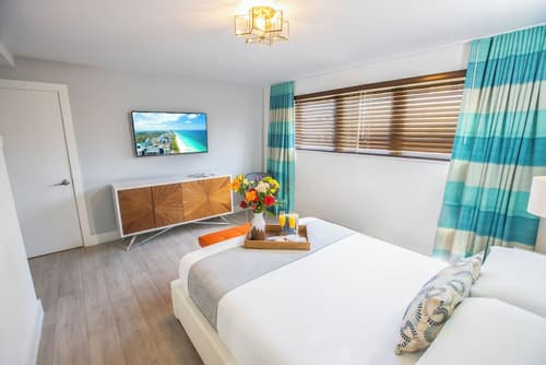 Waterside Hotel and Suites, Room