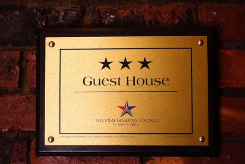 Storms River Guest Lodge, Interior entrance