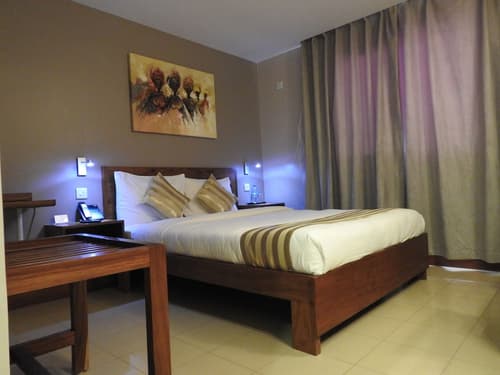 Venus Premier Hotel, Room