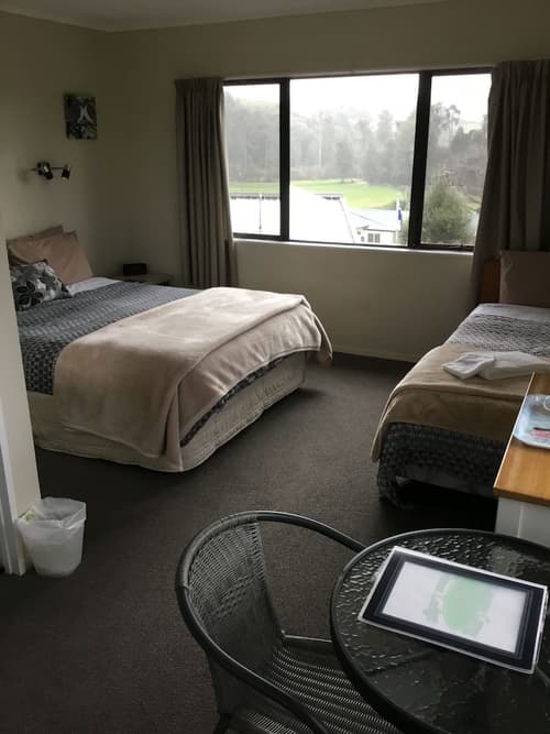 Waitomo Caves Guest Lodge, Room