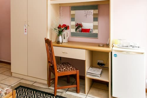 Langenhoven B and B, Concierge desk