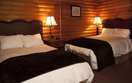 Denali Crow's Nest Cabins, Room