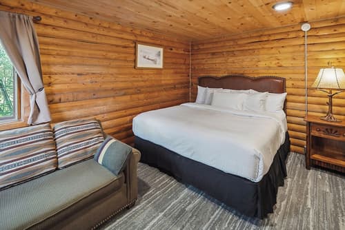 Denali Crow's Nest Cabins, Room