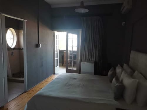 268 On Ridge Guesthouse, Room