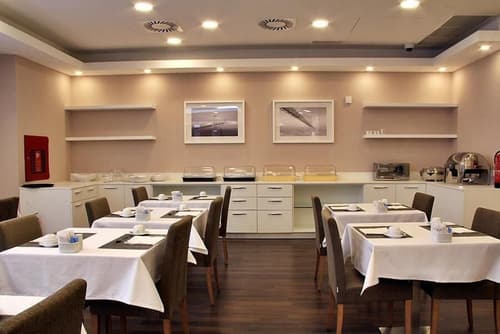 THE Hotel MASA Almirante LISBON Stylish, Breakfast area