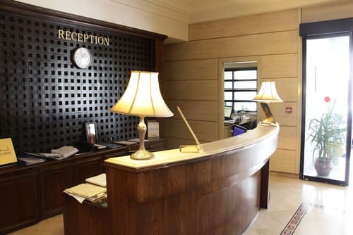 Hôtel Le Consul, Reception