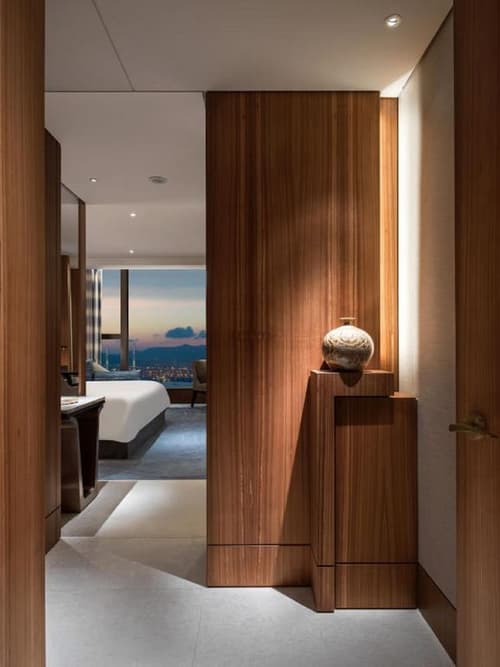 Kerry Hotel Hong Kong by Shangri-la, Room