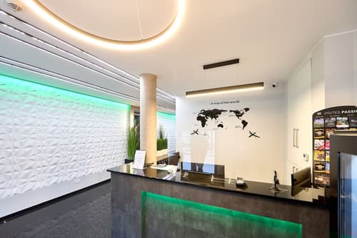 Hotel City Center, Reception