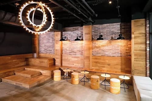 Hotel 1080 Brooklyn, Lobby sitting area