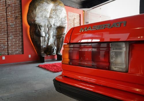 Hotel Black, Interior entrance