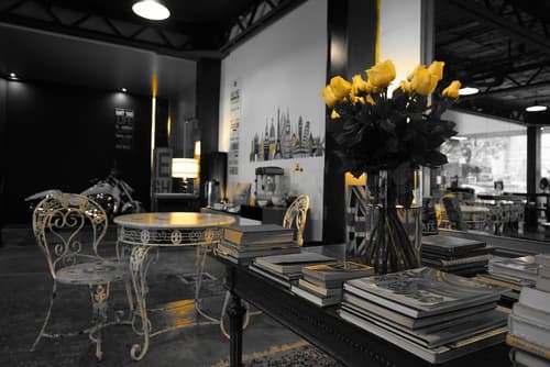 Hotel Black, Lobby sitting area