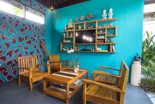 Solo Villas and Retreat, Interior entrance