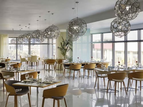 Novotel Jeddah Tahlia, Restaurant