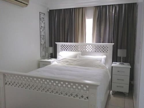 34 on Milkwood, Room