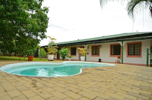 Lalamo Guest House, Pool