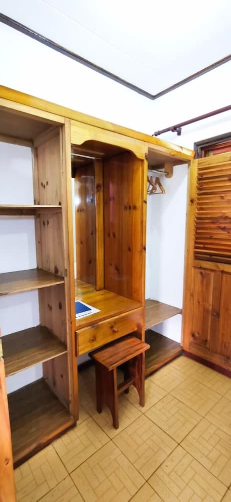 Bernique Guest House, Room