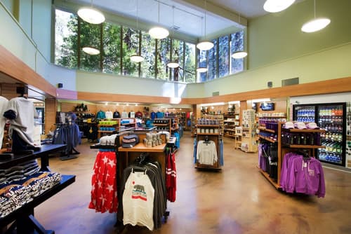 Yosemite Valley Lodge, Gift shop