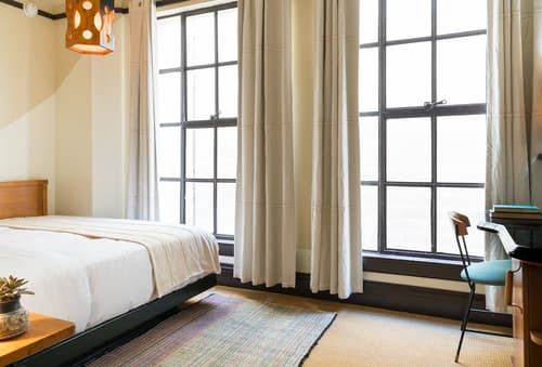 Freehand Los Angeles, Room