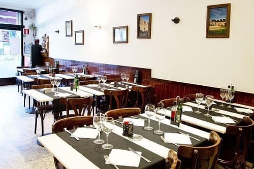 Hostal Emporda, Restaurant