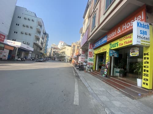 Alex Ha Long Hotel, Living area