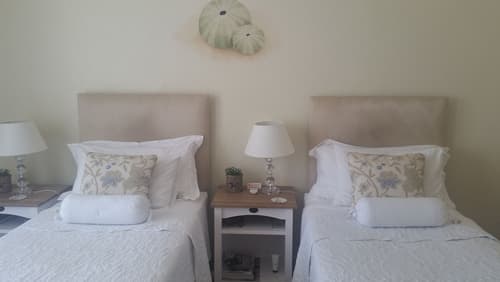 Sandals Guest House, Room