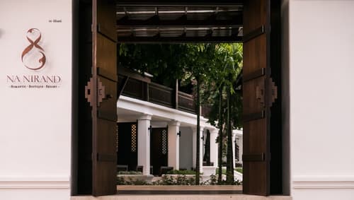 NA NIRAND Romantic Boutique Resort, Interior entrance