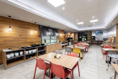 Hotel Avenue, Breakfast area