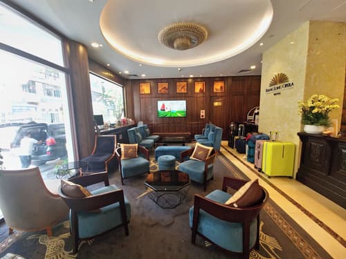 Thang Long Opera Hotel, Reception