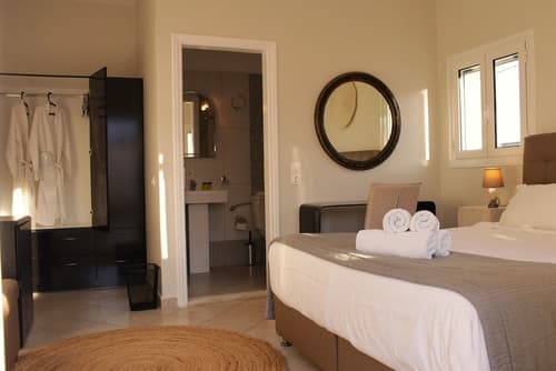 Villa Libertad, Room