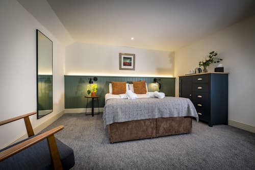 The Loch Ness Inn, Room