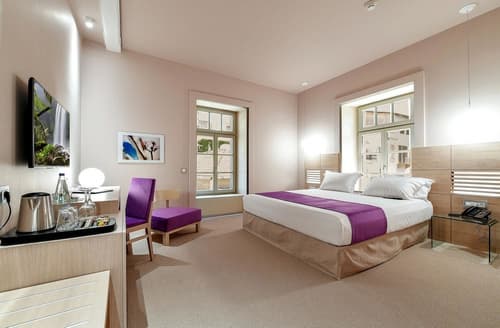 Hydrama Grand Hotel, Room