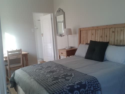 Brookdale House, Room