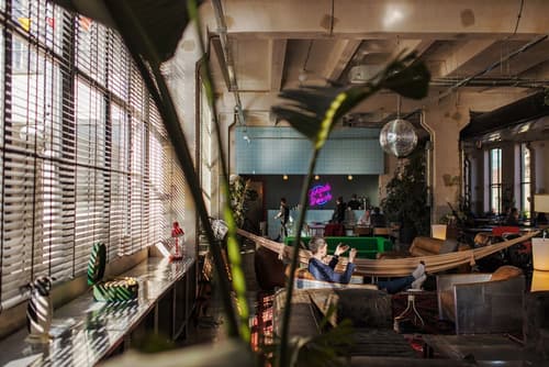 Fabrika Hostel & Suites - Hostel, Lobby sitting area